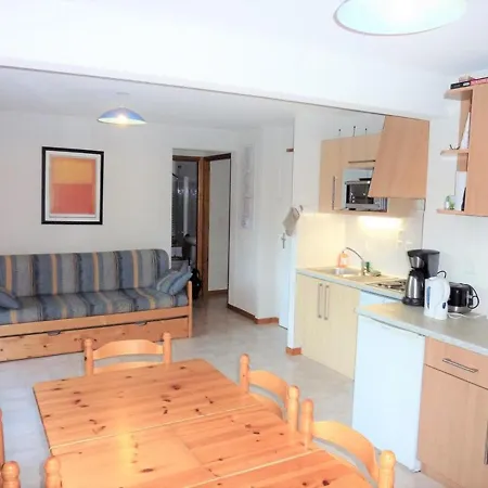 3 Pieces Avec Parking, Au Pied Des Pistes A - Fr-1-573-105 Apartment *